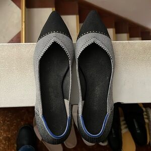 Rothy’s Grey Mist Captoe The Point